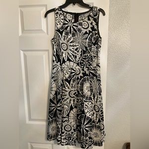 Marc Cain cotton black and white patterned dress -small